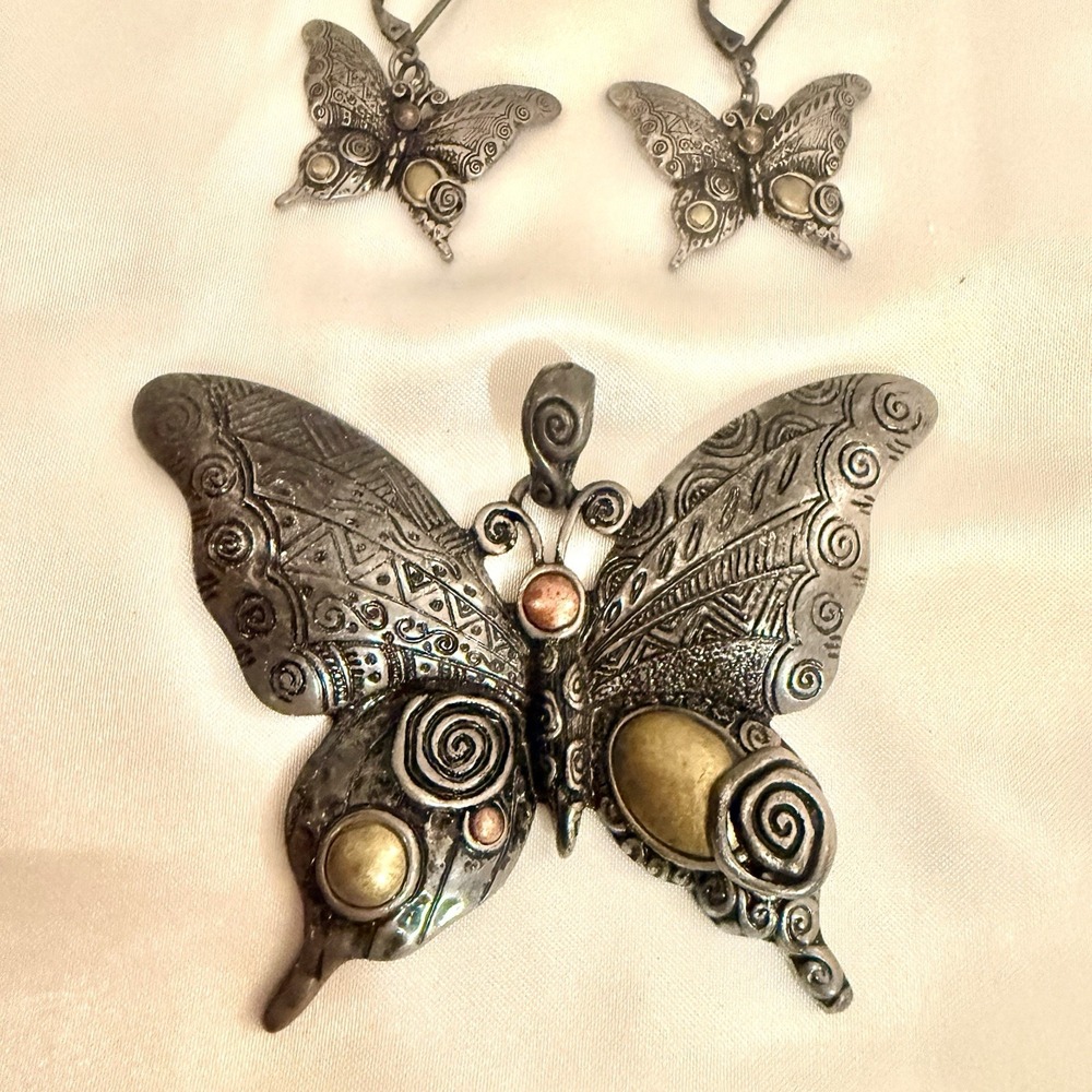 Artesian Look Silver Gold & Copper Tone Butterfly‎ Pendant & Earrings